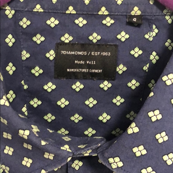 Men’s Dress Shirt - Small Patterned - Picture 3 of 6